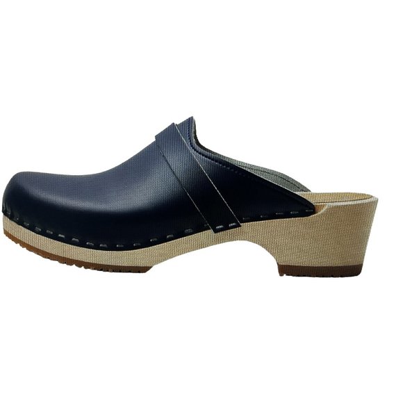 New VERKA 'Ledig' Swedish Clogs in Blueberry Size 37 or US 6 - 6.5 - Picture 1 of 12